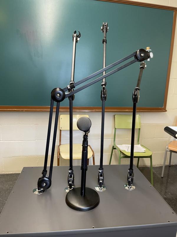 Neix una nova ràdio escolar a la Prosperitat