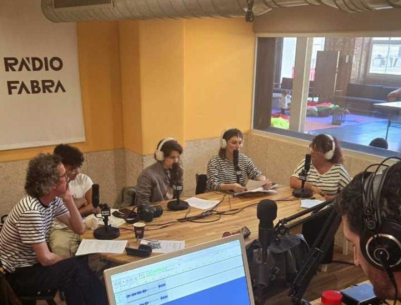 Poesia, atenció, desig i cassettes