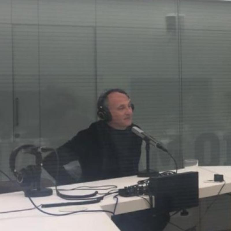 De asado con Juan José Becerra
