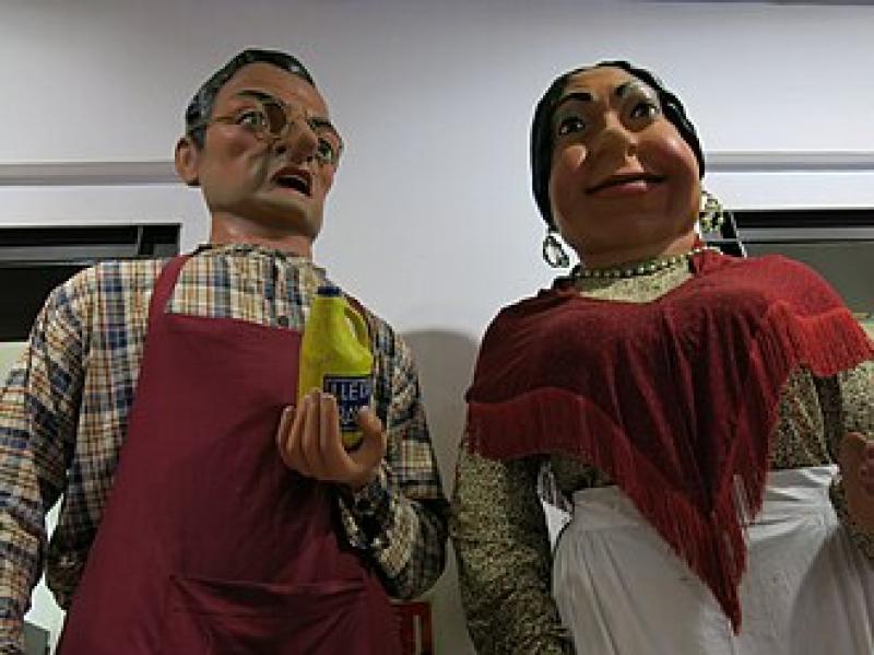 Gegants, jubilados y postres navideños