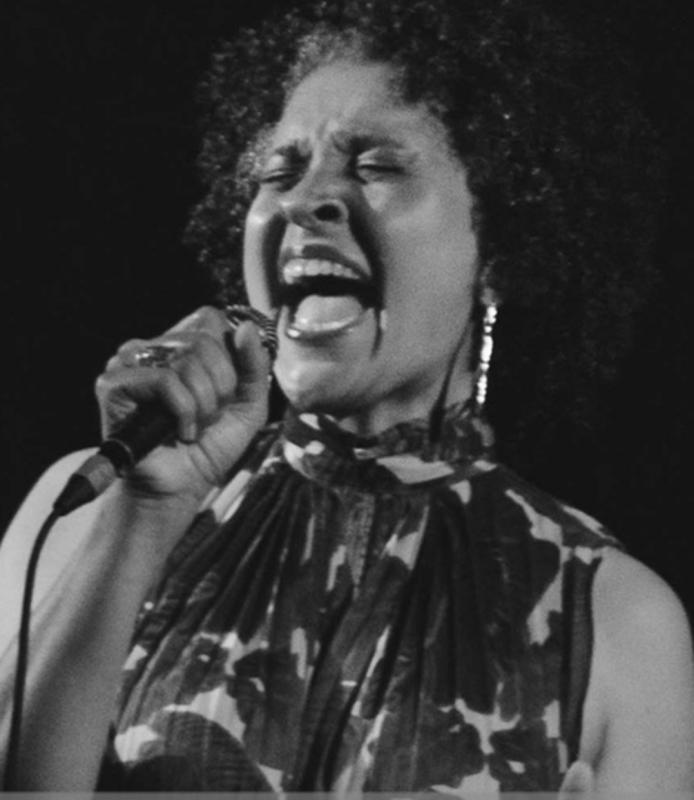 Mujeres negras, voces doradas