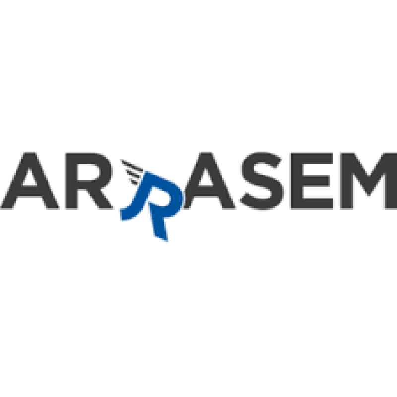 Primeres vegades: una exposició i el Camí de Santiago